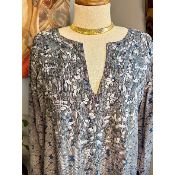 Amaya Dillon Navy 100% Silk Hand Embroidered Kaftan - Picture 6 of 10
